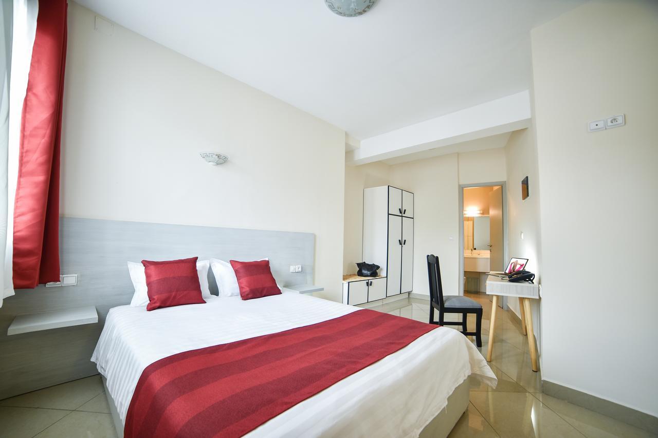 Lova Hotel อันตานานารีโว ภายนอก รูปภาพ